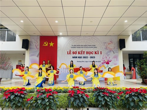 Lễ Sơ Kết Học Kỳ I năm học 2022 - 2023 của trường THCS Khương Đình